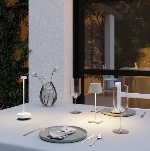 Akku LED Leuchte -TURAS- Farbe White