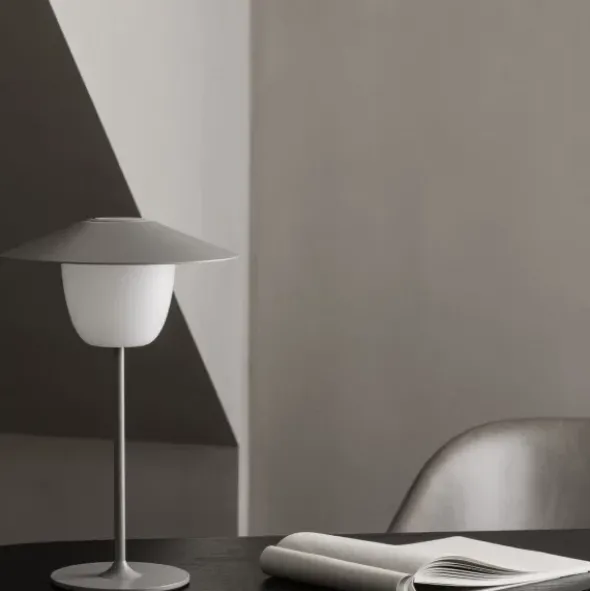 Akku LED-Tischleuchte -ANI LAMP- Farbe Satellite