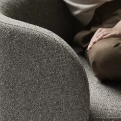 Chaiselongue, links -KUON- Socia Taupe