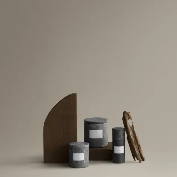 Duftkerze -FRABLI- Farbe Magnet - Größe S, Duft: Agave
