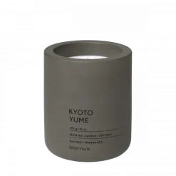 Duftkerze -FRAGA- Farbe Tarmac - Größe Ø 9 cm, Duft: Kyoto Yume