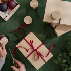 Geschenkband -JUHLA- Farbe Midnight Plum - Größe S