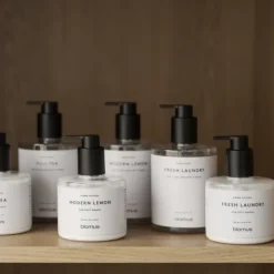 Handlotion -SATOMI- Farbe White - Größe 300 ml, Duft: Fuji Tea