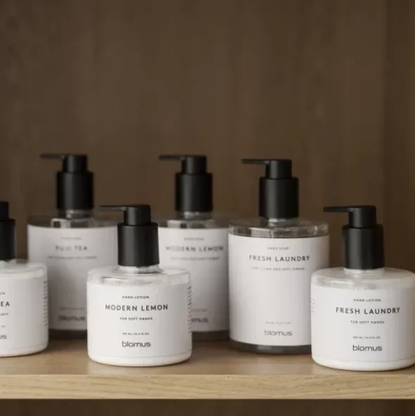 Handlotion -SATOMI- Farbe White - Größe 300 ml, Duft: Fuji Tea