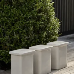 Keramikhocker -TOKI- Farbe Lily White - T-Shape