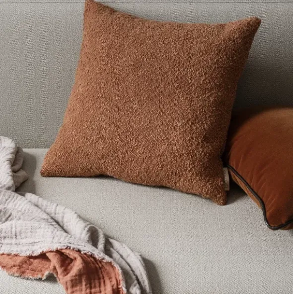 Kissenbezug -BOUCLE- Farbe Rustique Brown 40 x 40 cm
