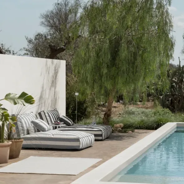 Outdoor-Bett -STAY- Farbe Lily White/Black - Größe 120 x 190 cm