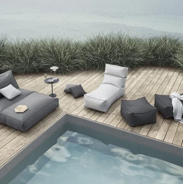 Outdoor Hocker -STAY- Farbe Cloud - Größe 60 x 60 cm