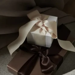 Satin Geschenkband -JUHLA- Farbe Dark Earth - Größe L