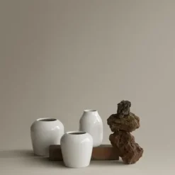 Vase -COLORA- Farbe Moonbeam, glänzend - Größe S
